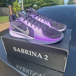 Brand new nike sabrina 2s